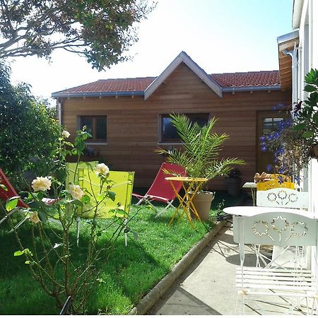 L'Escale Marine - Couette Et Cafe Bed & Breakfast La Rochelle  Exterior photo